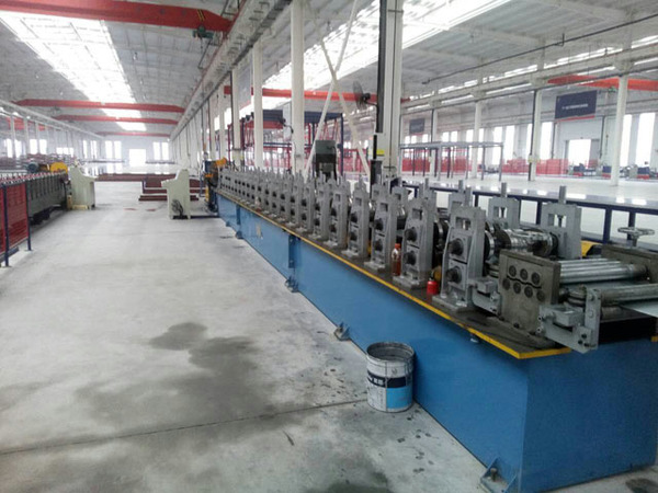 立体车库波浪板冷弯设备