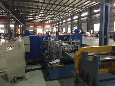 标准型车厢板生产线2