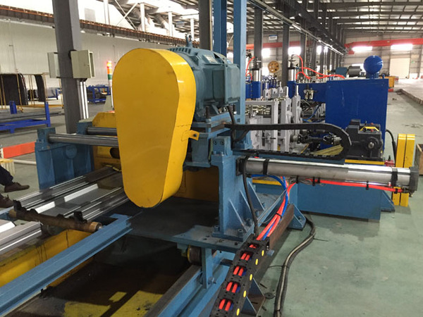 标准型车厢板生产线3